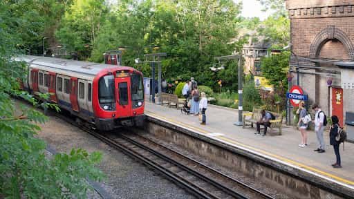 Transport for London channel image