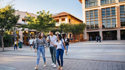 Stanford Graduate School of Business channel image