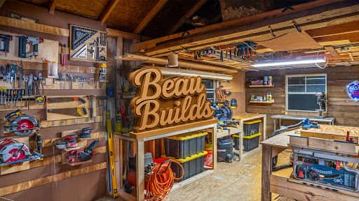 Beau Builds channel image